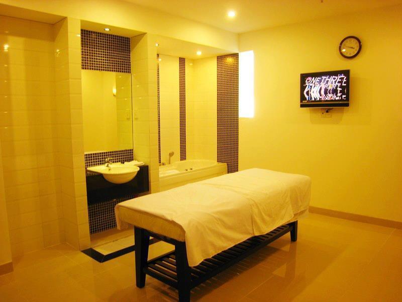 Apogee Hotel Ho Chi Minh City Exterior photo